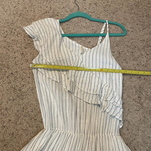 Touche Balneaire Dress Womens Medium 100% Linen Ruffle Tired Blue Cream - Picture 9 of 10